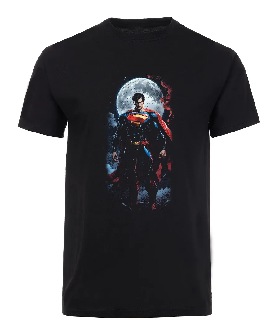 Playera con diseño Playera de héroe con capa roja y luna